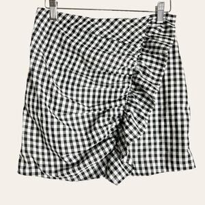Lovers + Friends Lisa Black White Gingham Print Ruffled Mini Skirt Size Small